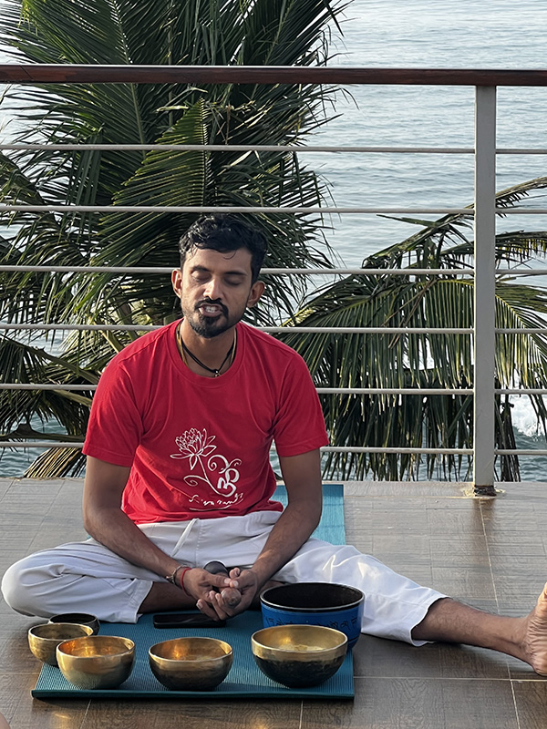 250704_Sithnara-Team-Yogalehrer Kosale Yogalehrer Sithnara Ayurveda Resort | Sri Lanka